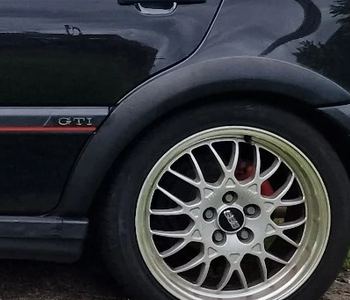 Rear arch and quarter panel on Forecourt Insider’s Mk3 Golf GTI